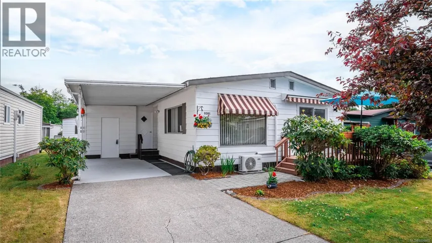 9341 Trailcreek Dr, Sidney, British Columbia V8L4M4