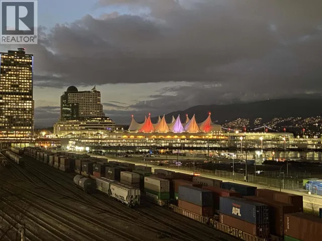 608 27 ALEXANDER STREET, Vancouver, British Columbia V6A1B2