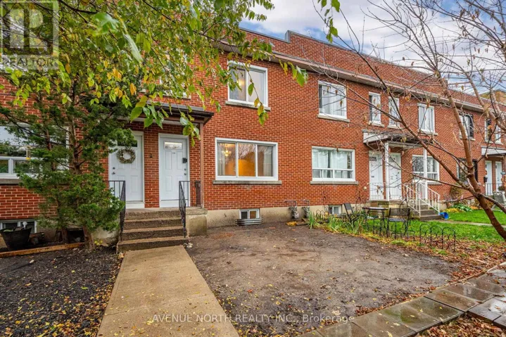 1202 SUMMERVILLE AVENUE, Ottawa, Ontario K1Z8G4
