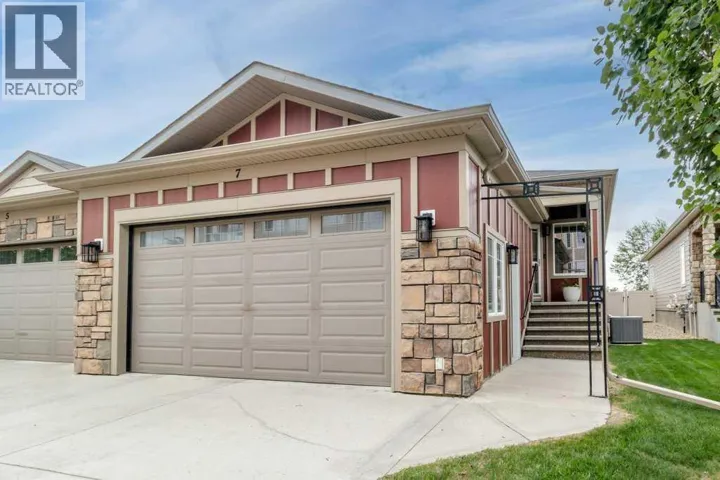 7 Michener Boulevard, Red Deer, Alberta T4P0M6