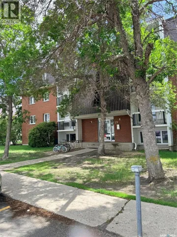 12 19 Centennial STREET, Regina, Saskatchewan S4S6P8