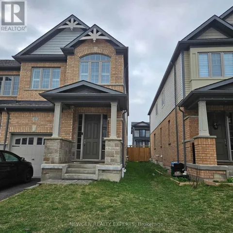 17 STONEHILL AVENUE, Kitchener, Ontario N2R0N9