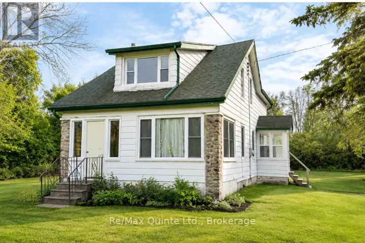 1066 OLD HIGHWAY 2, Quinte West (Sidney Ward), Ontario K8N4Z2