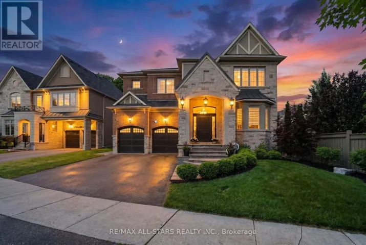 10 FOREST GROVE COURT, Aurora, Ontario L4G3G4