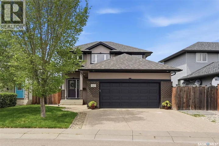 327 Hettle COVE, Saskatoon, Saskatchewan S7T0E8