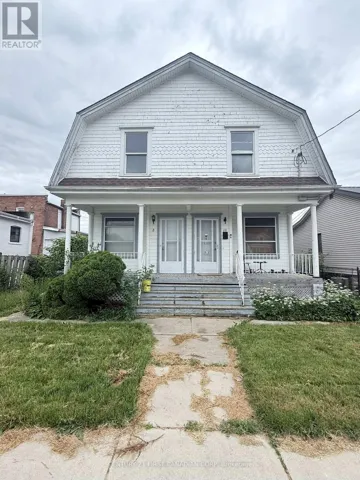 8-10 HILLYARD STREET, Chatham-Kent (Chatham), Ontario N7L3C9