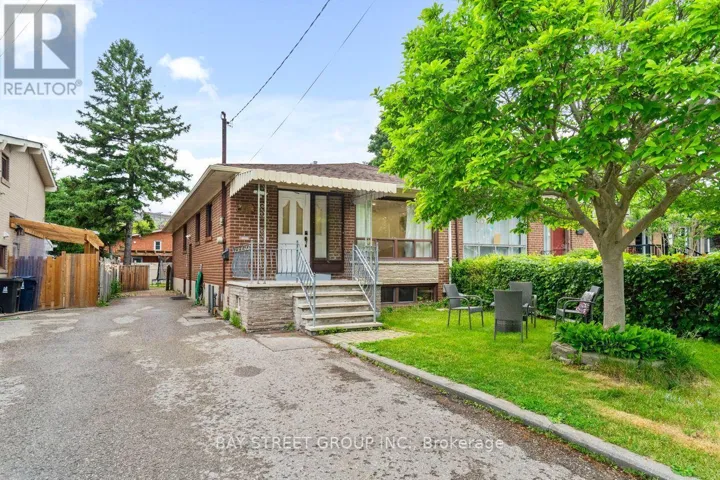 BSMT - 155 ROYWOOD DRIVE, Toronto (Parkwoods-Donalda), Ontario M3A2E3