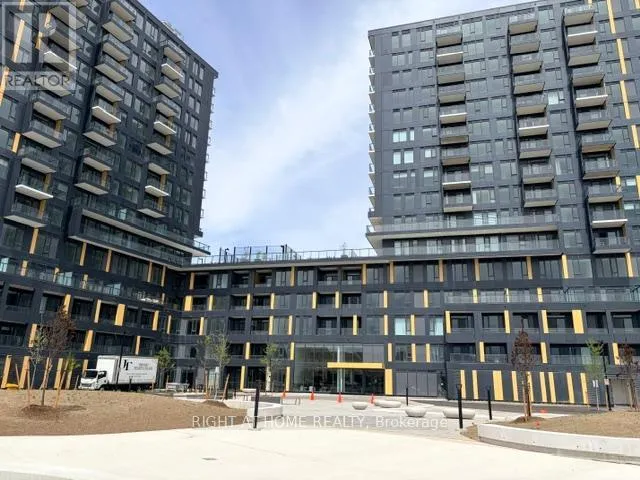 D801 - 4878 POWERS COMMON, Burlington (Alton), Ontario L7M2B4