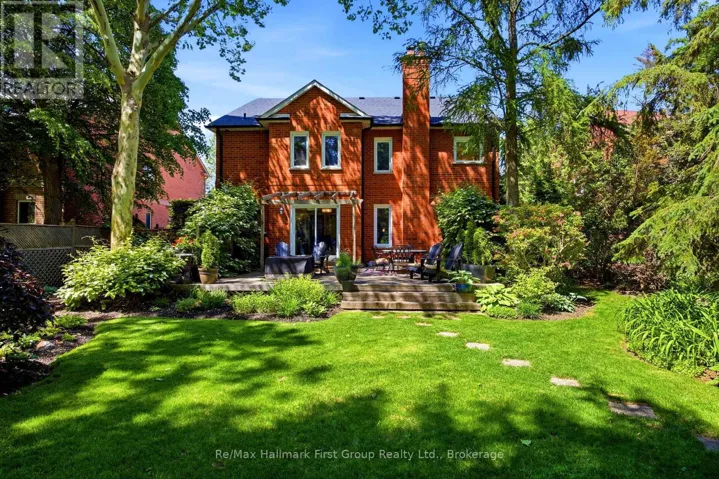 37 KENNETT DRIVE, Whitby (Lynde Creek), Ontario L1P1L5