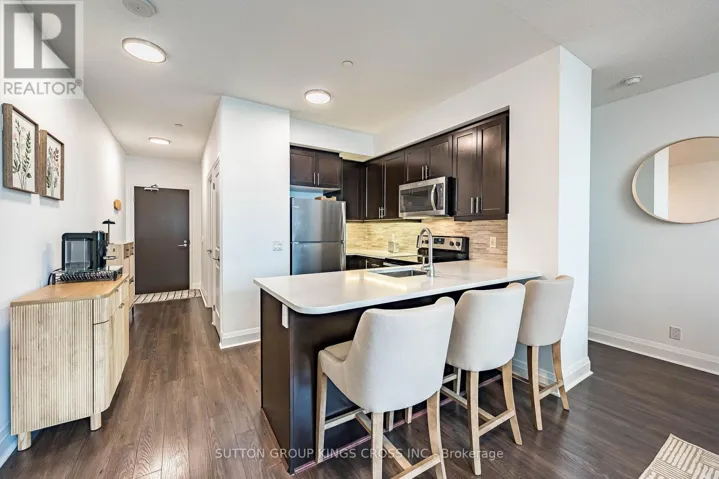 202 - 15 ZORRA STREET, Toronto (Islington-City Centre West), Ontario M8Z0C1