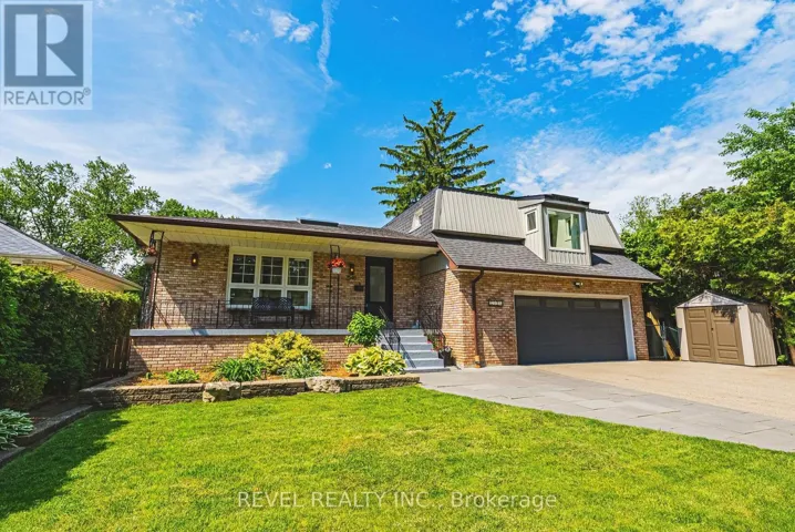 2546 ROBINSON STREET, Mississauga (Erindale), Ontario L5C2P3