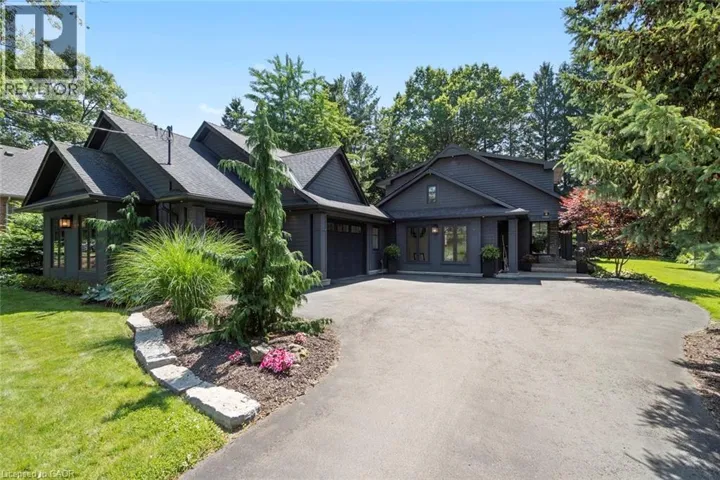 58 CENTRAL Drive, Hamilton, Ontario L9G2A2