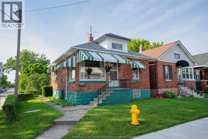 1104 Ellis St E, Windsor, Ontario N8X2J3