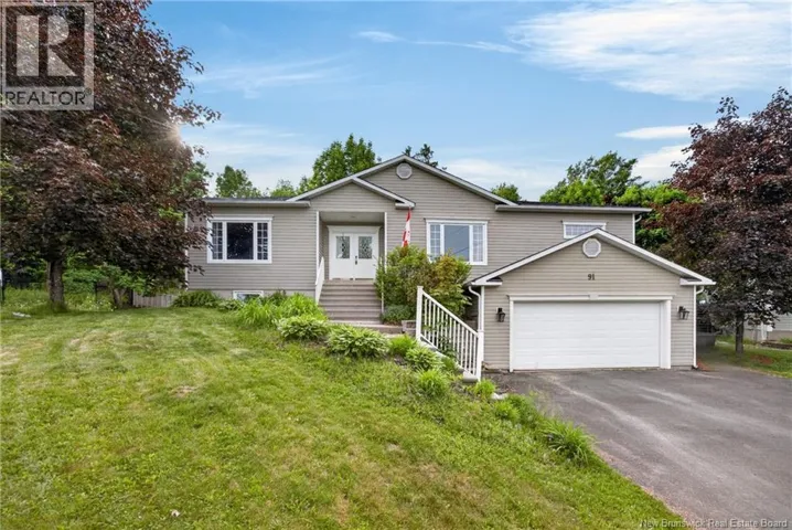 91 Maclean Court, Fredericton, New Brunswick E3G9Y1