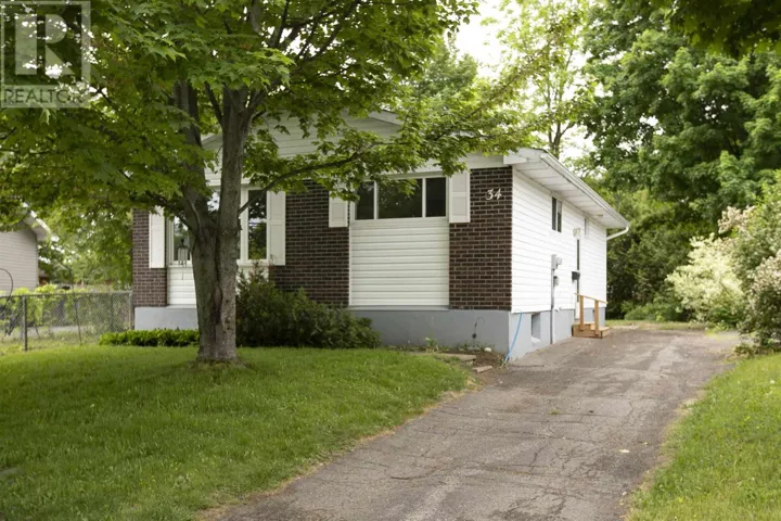 34 Dauphin DR, Sault Ste. Marie, Ontario P6A5E8