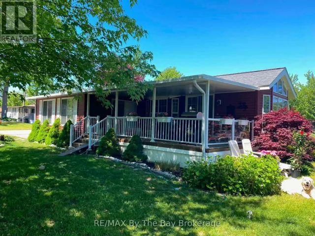 1 WHITE PINES TRAIL, Wasaga Beach, Ontario L9Z1X7