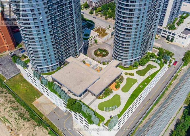1409 - 125 VILLAGE GREEN SQUARE, Toronto (Agincourt South-Malvern West), Ontario M1S0G3