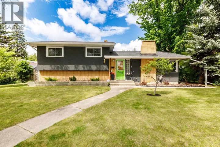 4420 53 Street, Red Deer, Alberta T4N2E3