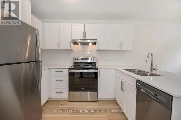 81 WOODMAN DRIVE N, Hamilton (Kentley), Ontario L8H2M5
