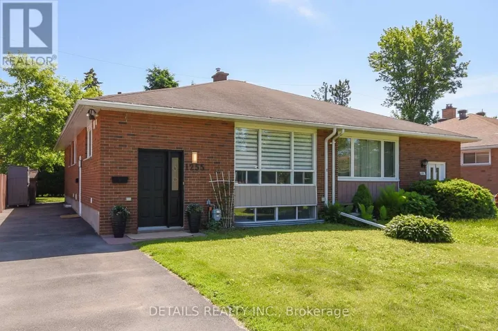1255 HIGHGATE ROAD, Ottawa, Ontario K2C2Y5