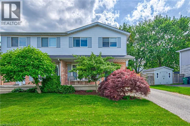 29 BENESFORT Drive, Kitchener, Ontario N2N3B4