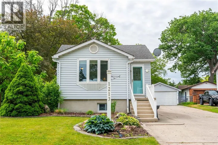 1213 HAIGHT LANE, Sarnia, Ontario N7S2M6