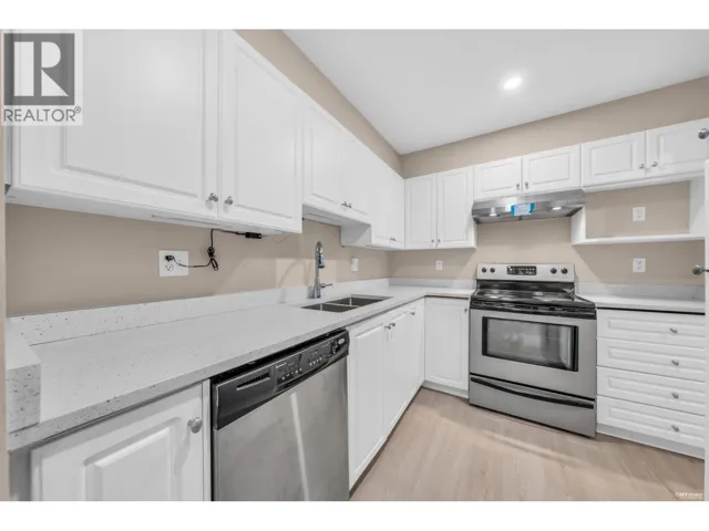 107 515 WHITING WAY, Coquitlam, British Columbia V3J7W9