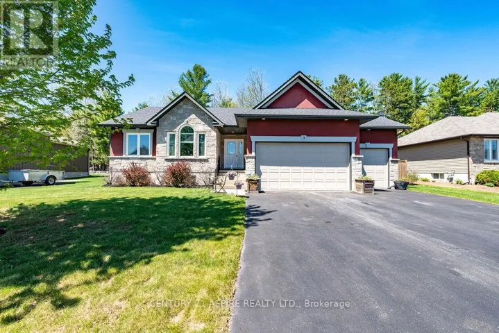 7 NICK STREET, Petawawa, Ontario K8H0B7