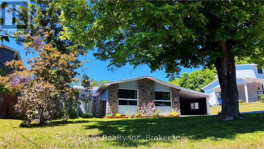 641 URSULA STREET, North Bay (College Heights), Ontario P1B5L3