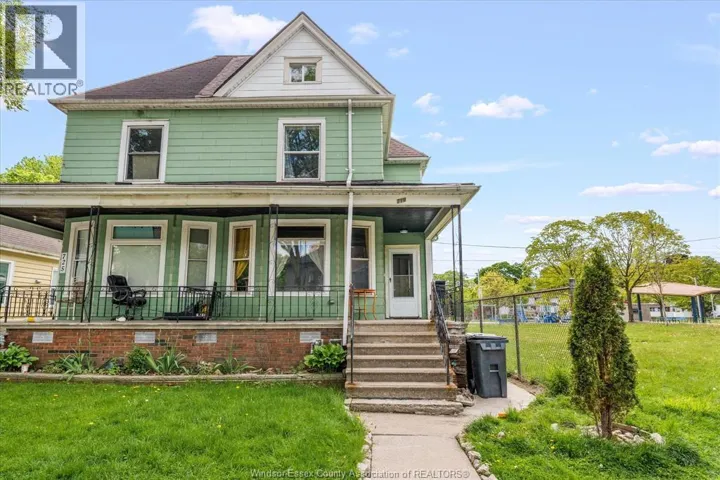 719 CHURCH, Windsor, Ontario N9A4T5