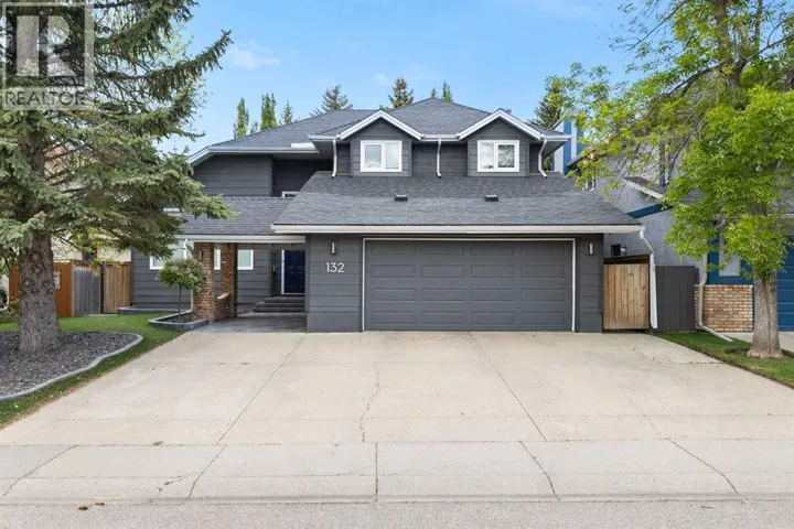 132 Woodhaven Road SW, Calgary, Alberta T2W5N7