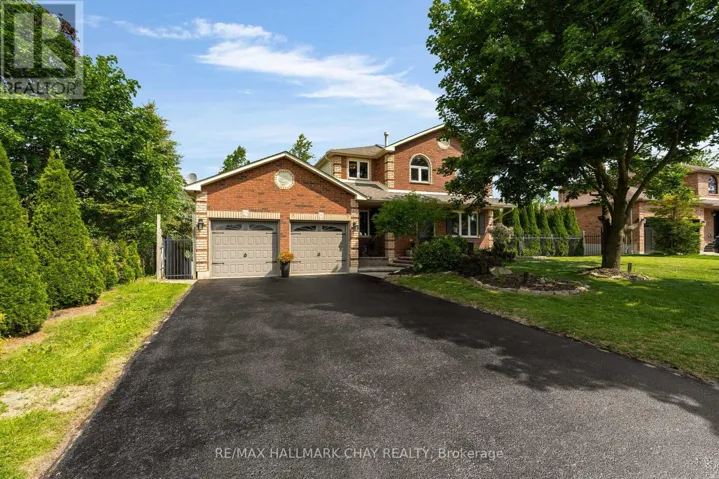 16 COLUMBIA ROAD, Barrie (Holly), Ontario L4N8C7