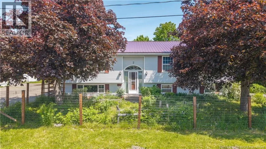 7 Citizens Court, St. Stephen, New Brunswick E3L3C5