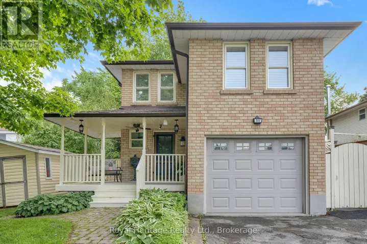868 WILLIAM BOOTH CRESCENT, Oshawa (Centennial), Ontario L1G7N4