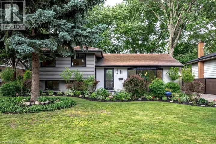 417 MEADOWHILL Road, Burlington, Ontario L7L3L5