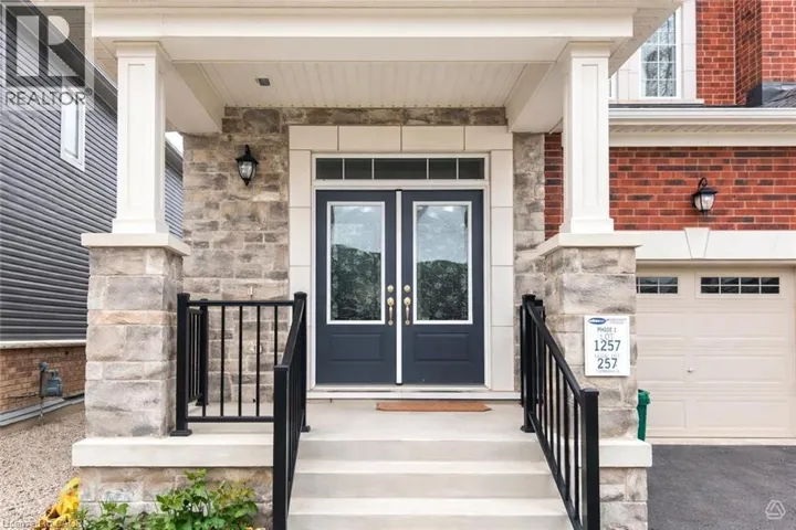112 FORESTWALK Street, Kitchener, Ontario N2R0S9