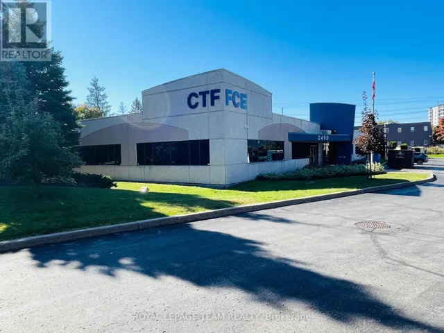 2490 DON REID DRIVE, Ottawa, Ontario K1H1E1