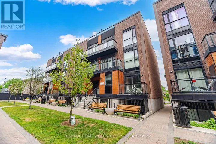 302 - 26 COLES AVENUE, Vaughan (Vaughan Grove), Ontario L4L0J1