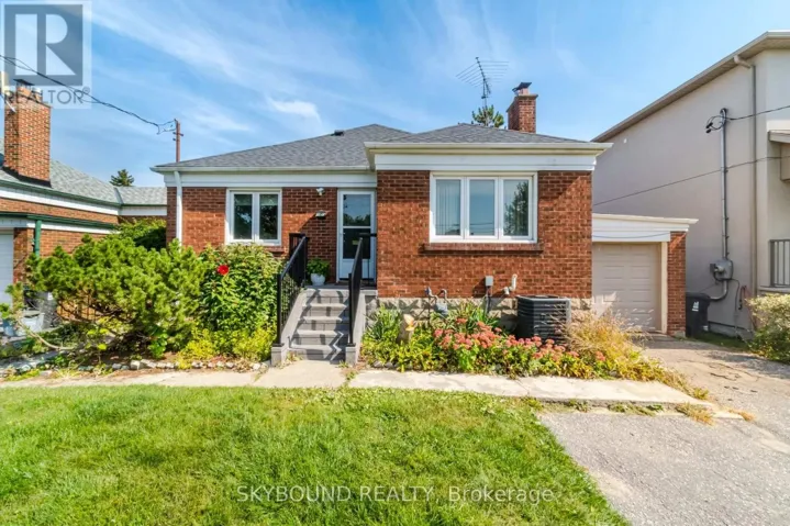 129 MILTON STREET, Toronto (Stonegate-Queensway), Ontario M8Y2Y4