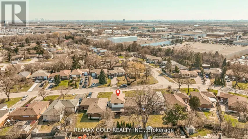 34 DEERFIELD CRESCENT, Brampton (Southgate), Ontario L6T1K7