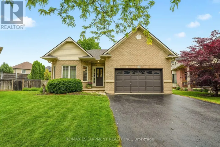 78 SUMAC COURT, Grimsby (Grimsby West), Ontario L3M5M6
