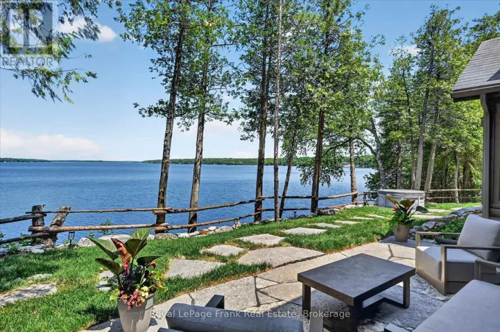1973 FIDDLERS LANE, Douro-Dummer, Ontario K0L2H0