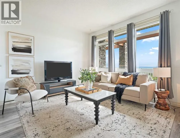 4, 153 Rockyledge View NW, Calgary, Alberta T3G5Y5