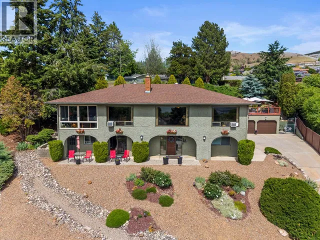 9015 Russet Drive, Coldstream, British Columbia V1B2B7