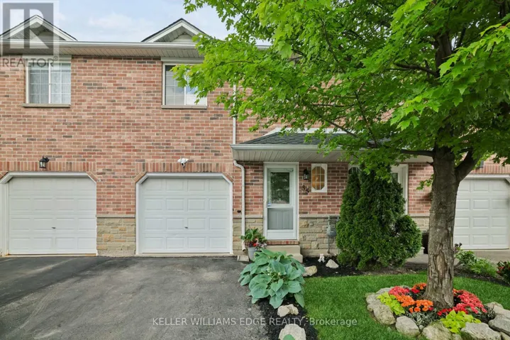 35 - 39 PINEWOODS DRIVE, Hamilton (Stoney Creek Mountain), Ontario L8J3Z4