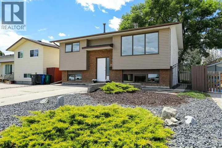 316 Leaside Avenue S, Lethbridge, Alberta T1J4J2