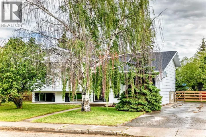 5606 51 Street, Olds, Alberta T4H1H9