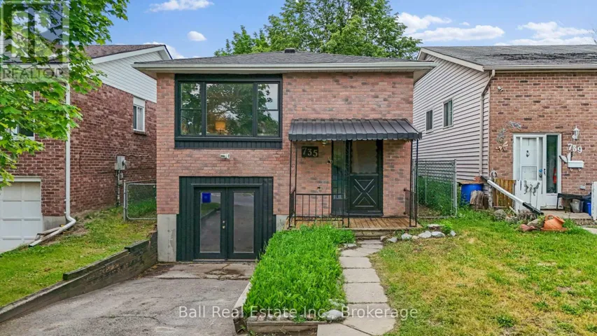 735 MOUNTAIN ASH ROAD, Peterborough (Otonabee Ward 1), Ontario K9J8K1