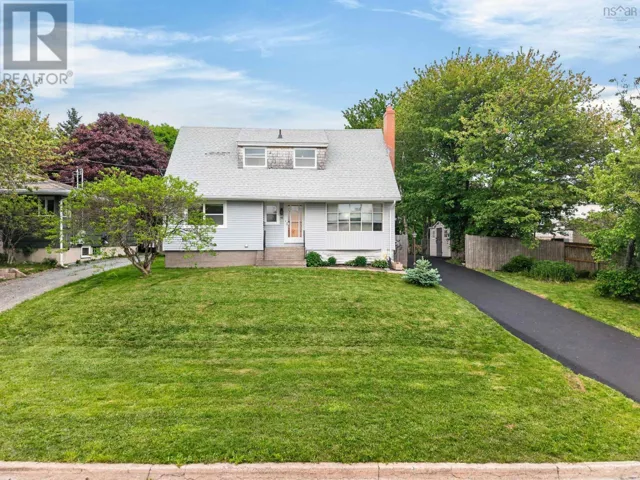 15 Hilltop Terrace, Dartmouth, Nova Scotia B2Y3T2