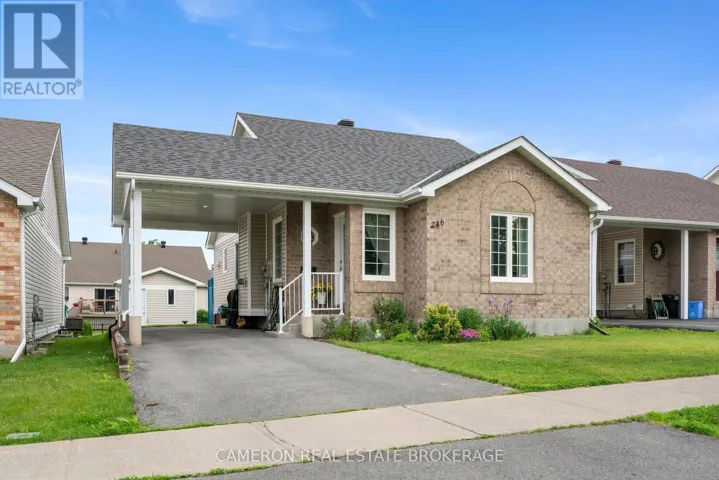246 HEMLOCK CRESCENT, Cornwall, Ontario K6H7M2